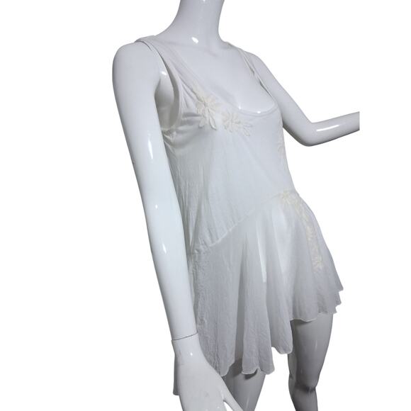 Johnny Was 4 Love And Liberty Women's size S
Embroidered Whimsical Fairycore Top - Picture 3 of 8